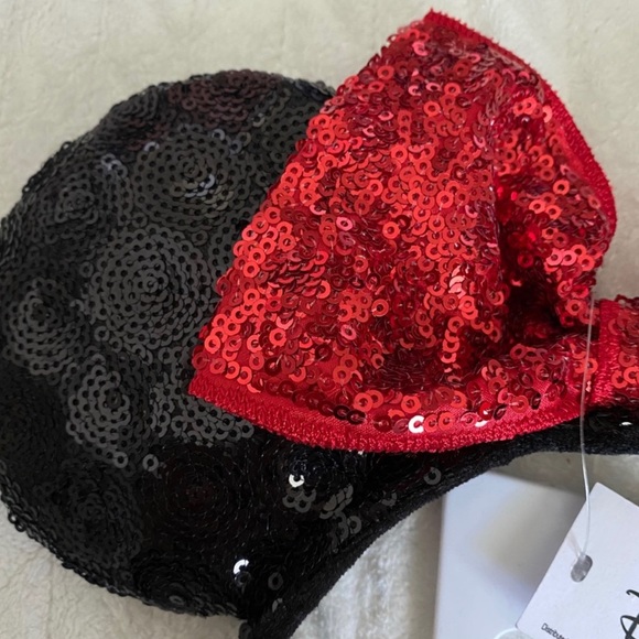 NWT Minnie Mouse Sequin Disney Ears Headband - Picture 4 of 6